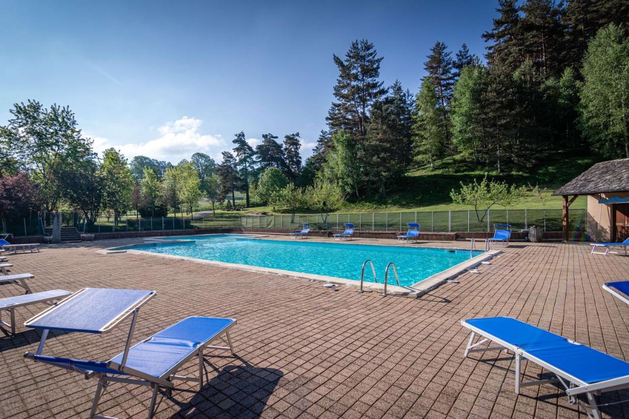 Les Hameaux De Lozere Sure Hotel Collection By Best Western Fournels Kültér fotó