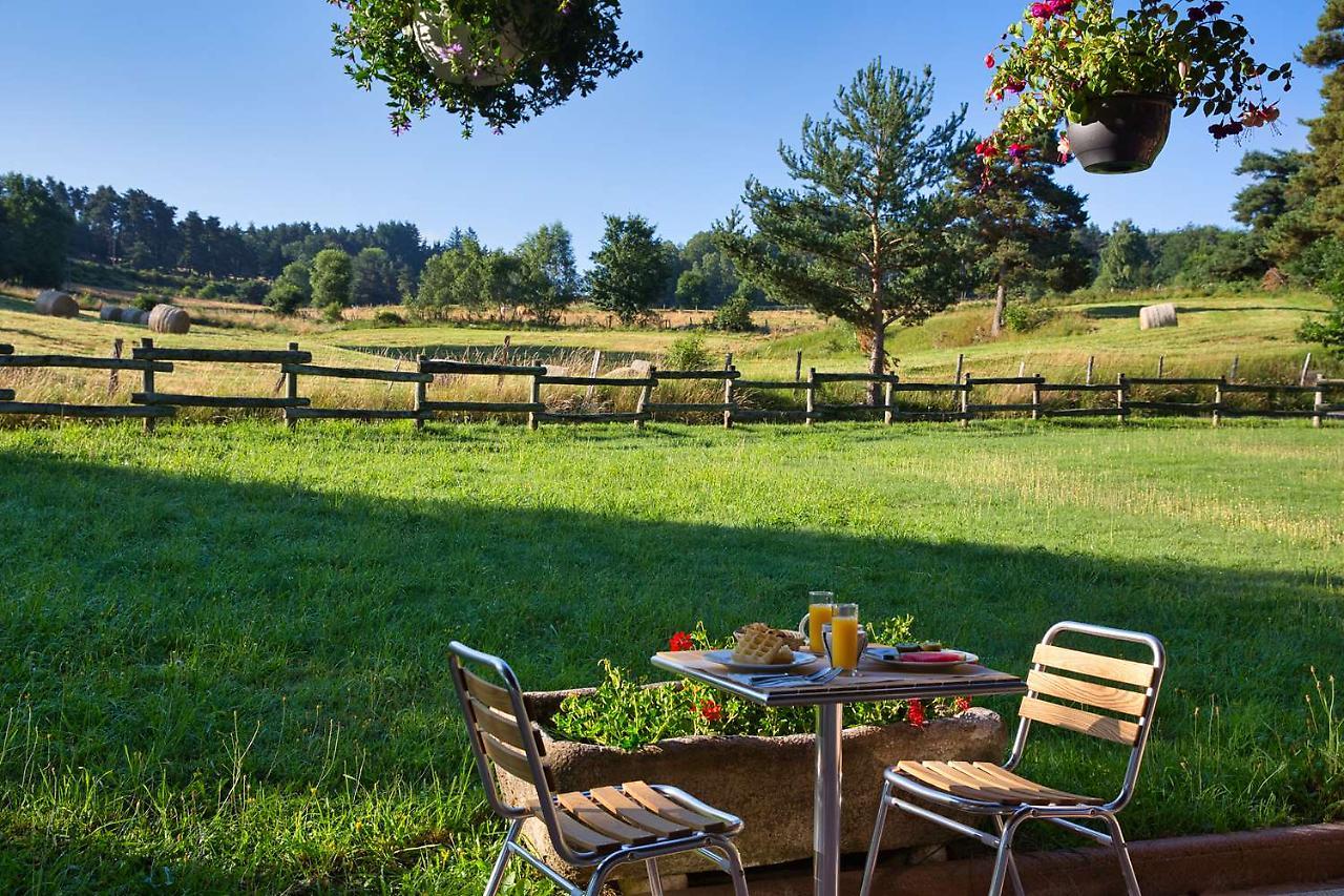 Les Hameaux De Lozere Sure Hotel Collection By Best Western Fournels Kültér fotó